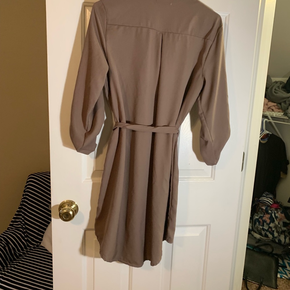 Dress - Picture 4 of 4